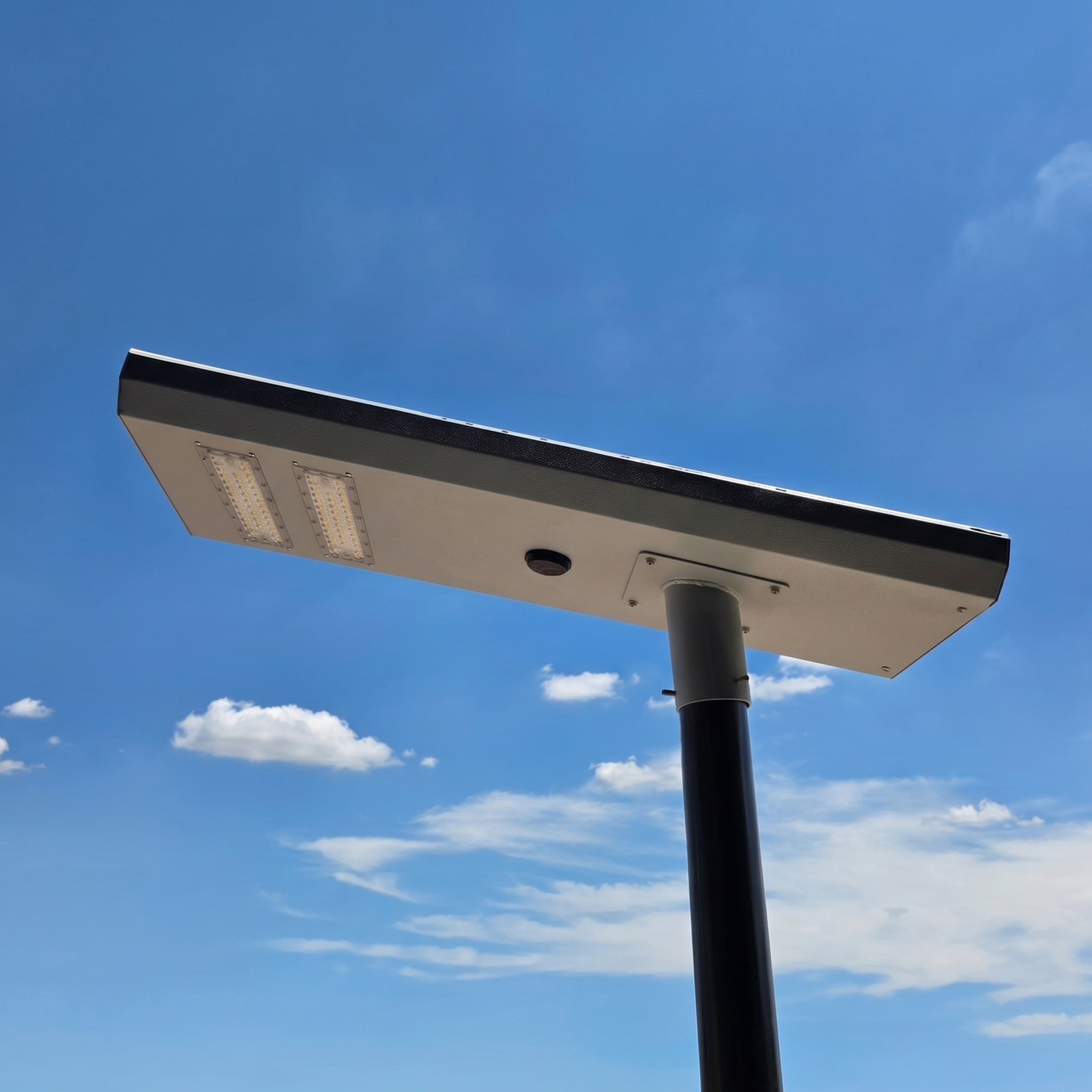 Impi All-In-One Solar Impi - Image 1